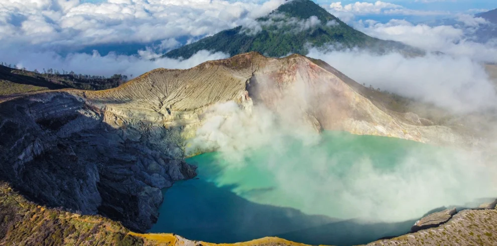kawah ijen bromo