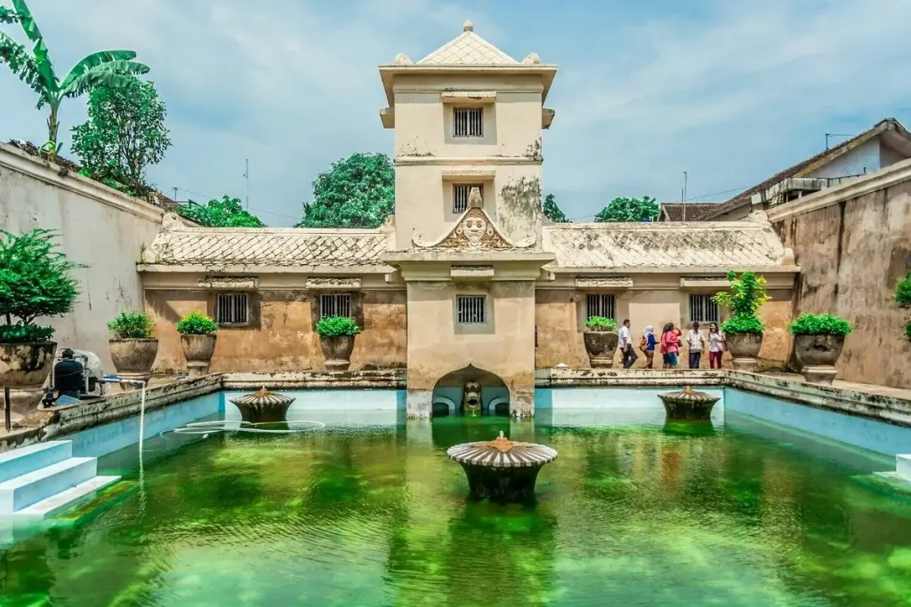 tamansari water castle